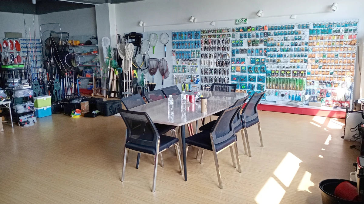 Selco Anti Slip Fish Lip Grabber Portable Fishing Grip Tool with Lanyard and Storage Bag